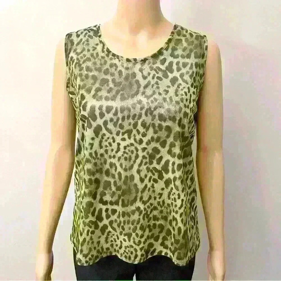 American Vintage Tops - Vintage Y2K green animal prints tank top.